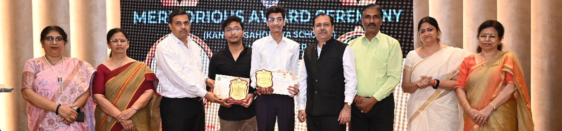 Best CBSE Board, Delhi school in kanpur - The Harmilap Mission School, Kanpur